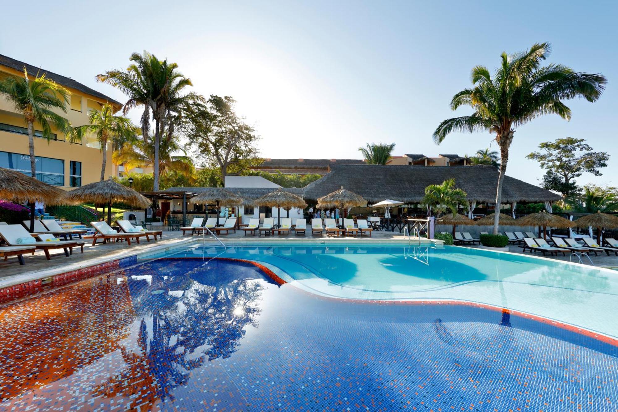 Family Selection At Grand Palladium Vallarta Resort & Spa Пунта Мита Екстериор снимка